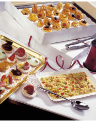 Plateau traiteur rectangulaire or carton 42x28 cm (25 pièces)